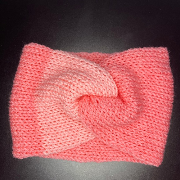 Messy bun ear warmer - Picture 3 of 11